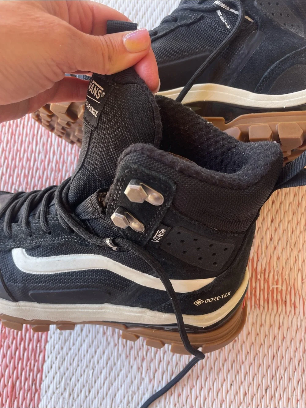 Vans Men's Black and Gum High-Top Trail Boots
